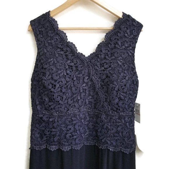 NWT Alex Evenings Surplice Neck Scallop A-Line Dress Navy Metallic Bodice Sz 12 - Picture 3 of 8